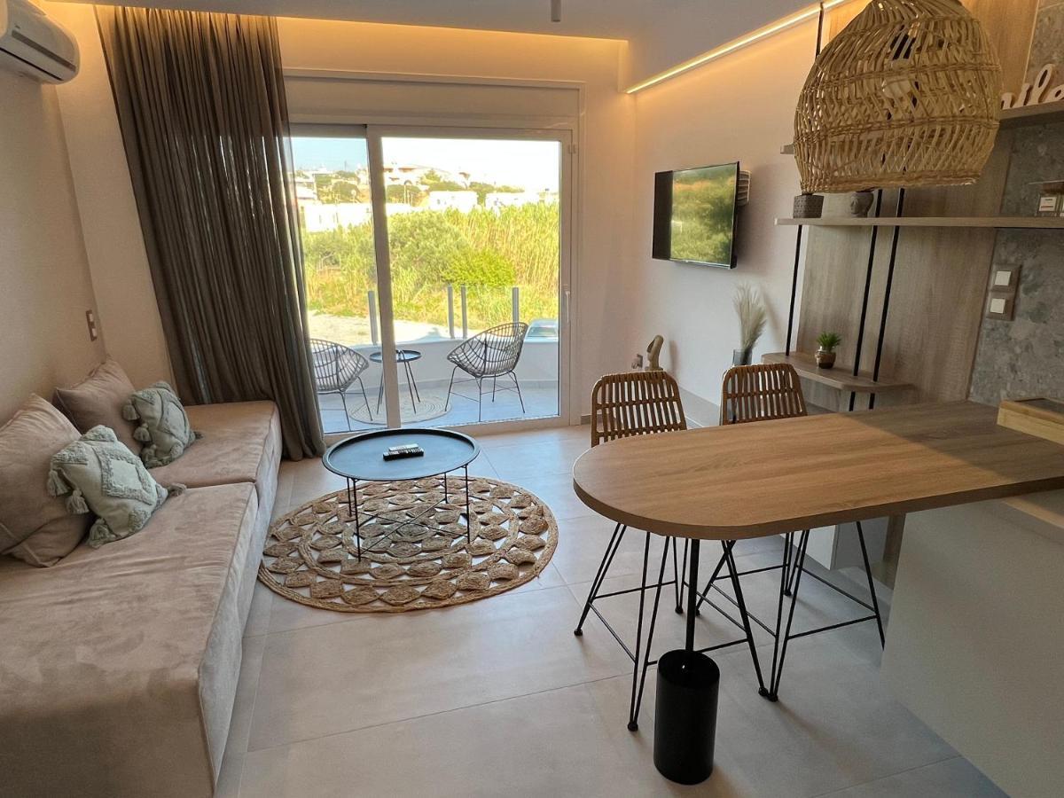 Aelia Apartments Makrýgialos Dış mekan fotoğraf